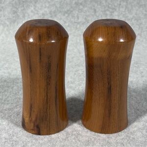 Vintage Salt & Pepper Shakers Mid Century MCM Baker Solid‎ Wood Collectible